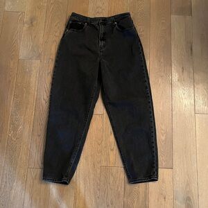 Levi’s high loose taper size 29